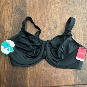 Spanx Low Profile Minimizer Bra. Never worn, tags on.
